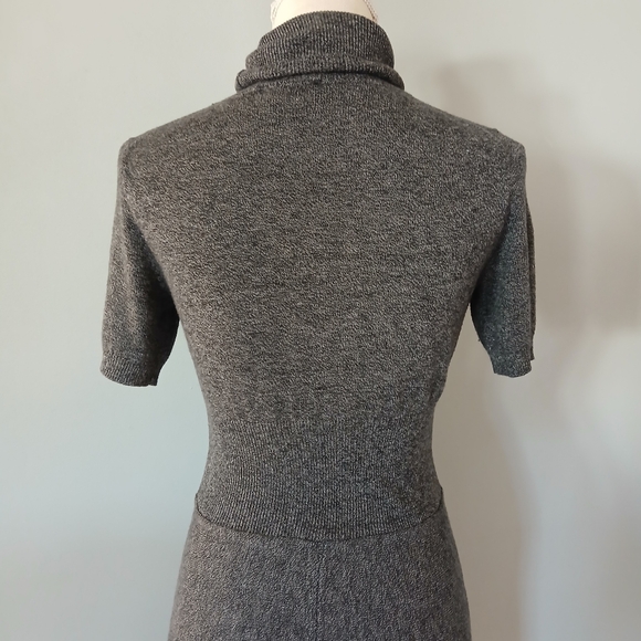 Cynthia Rowley Cashmere Blend Short Sleeve Turtleneck Sweater Dress - Picture 5 of 8